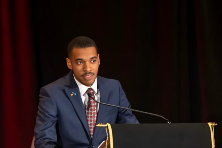 Alexander Taylor delivering a speech after receiving a scholarship from Claes Nobel